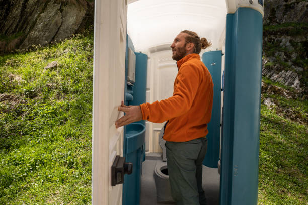 Portable Toilet Options We Offer in Lakesite, TN